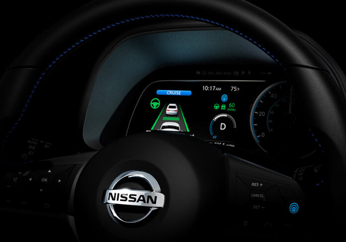 Приборка нового Nissan Leaf