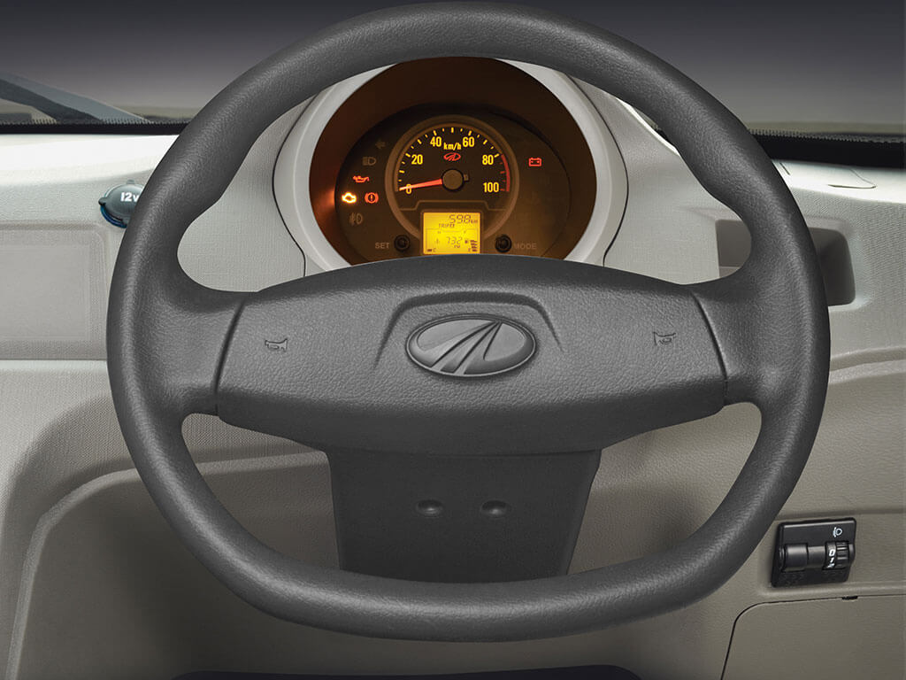 Mahindra Jeeto Mini Van