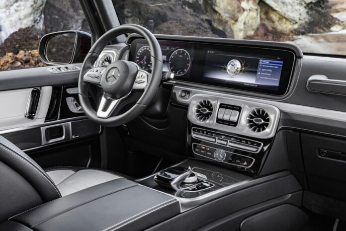 Mercedes-Benz G-Class interior