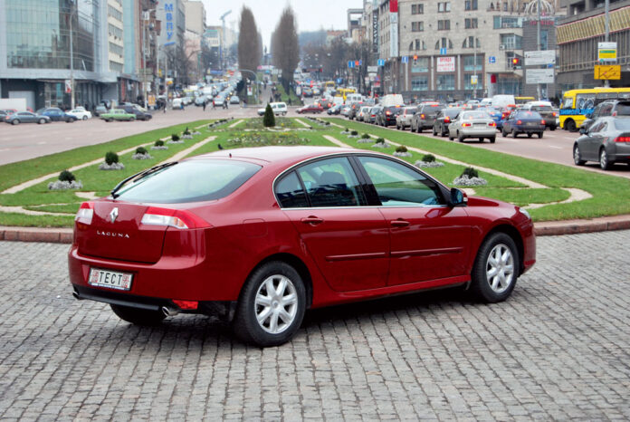 Renault Laguna