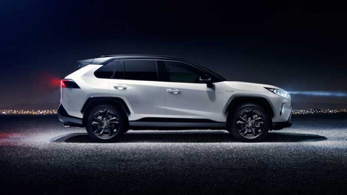 новый Toyota RAV4