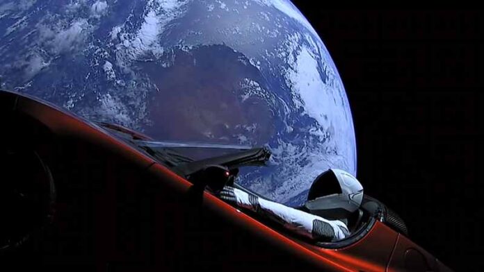 Tesla в космосе