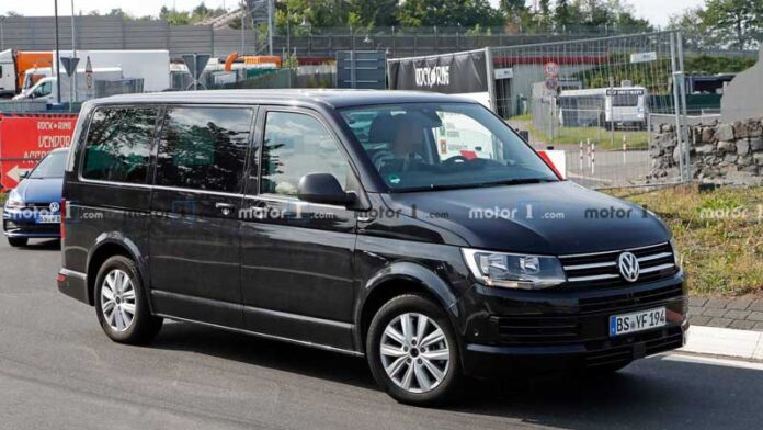 Volkswagen вывел на тесты Transporter седьмого поколения