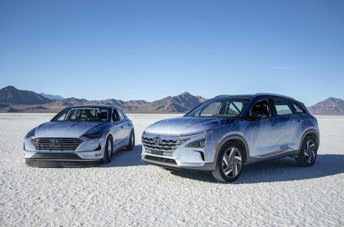 Hyundai установила два 