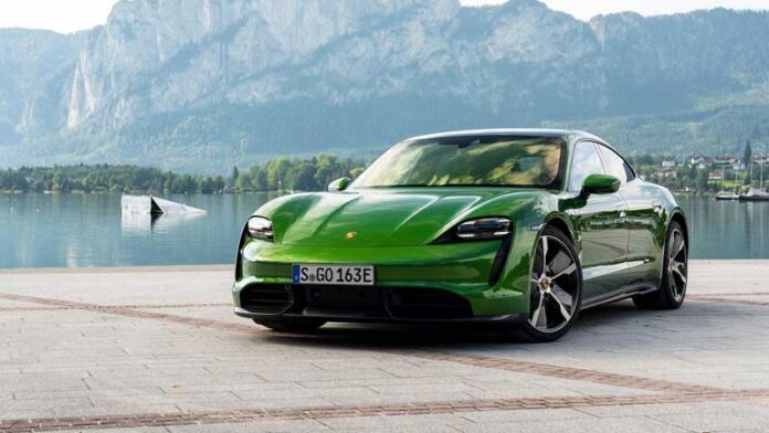 Porsche дала посмотреть, как производят Taycan