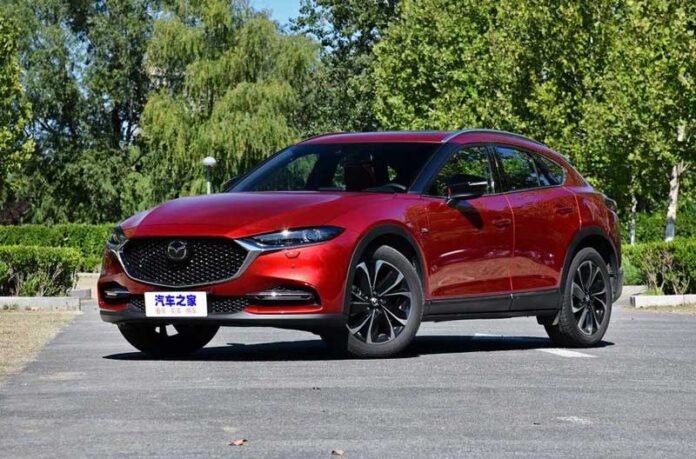 Mazda обновила кросс-купе CX-4