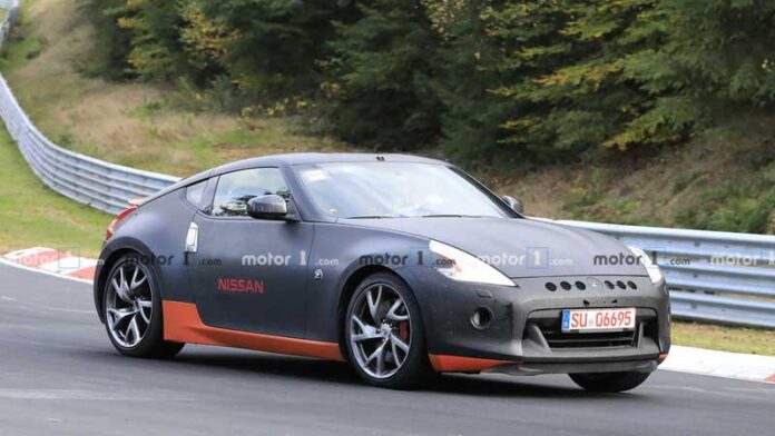 Nissan разрабатывает новый спорткар