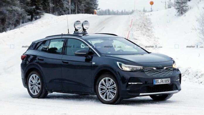 Электрокроссовер Volkswagen ID.4 притворился 