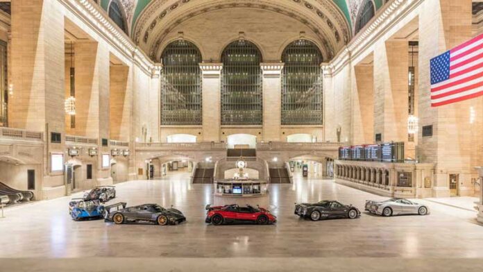 Pagani устроила выставку суперкаров на железнодорожном вокзале