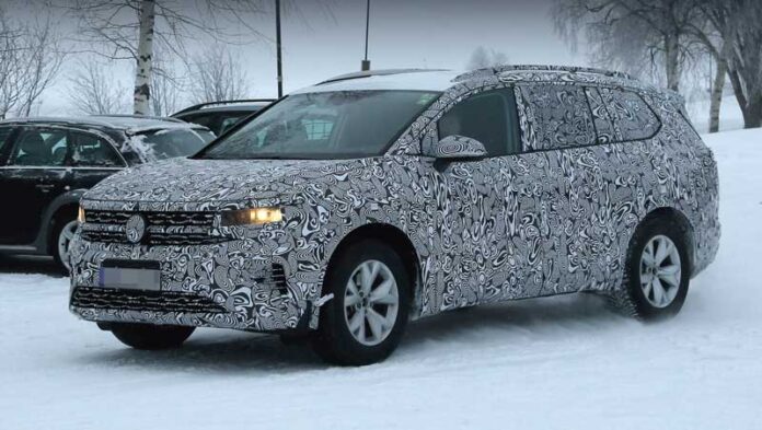 Большой кроссовер Volkswagen SMV замечен на зимних тестах