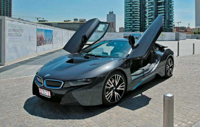 BMW i8