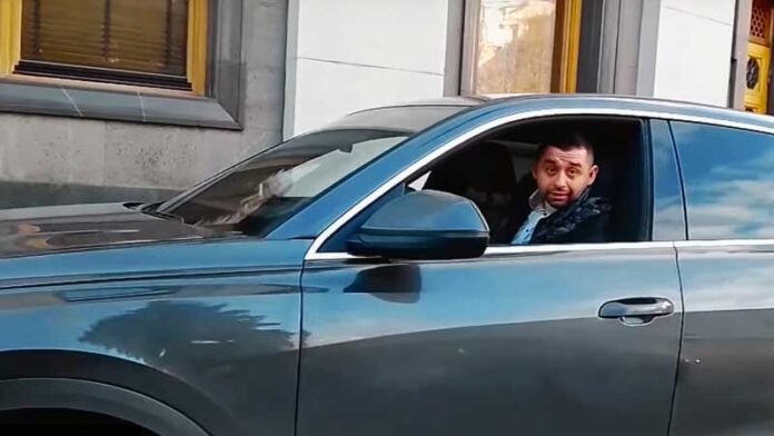 На каких авто ездят нынешние народные депутаты