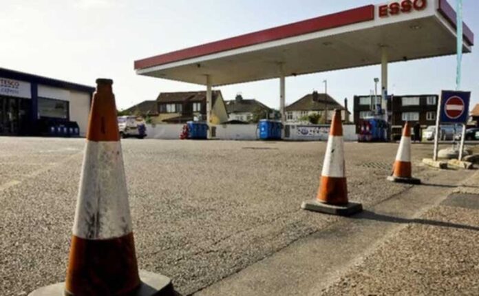 В Черновицкой области на 2 дня закроют все АЗС