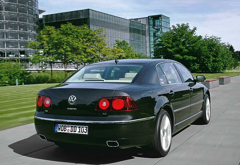 Кроме стоек и втулок стабилизатора после 100 000 км пробега в ней придется обновлять поперечные рычаги вместе с сайлент-блоками.