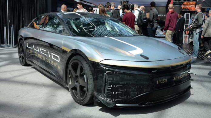 Коронавирус помешал конкуренту Tesla