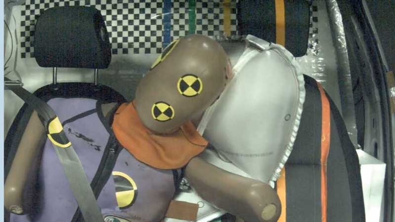 Подушка безопасности в Honda Jazz