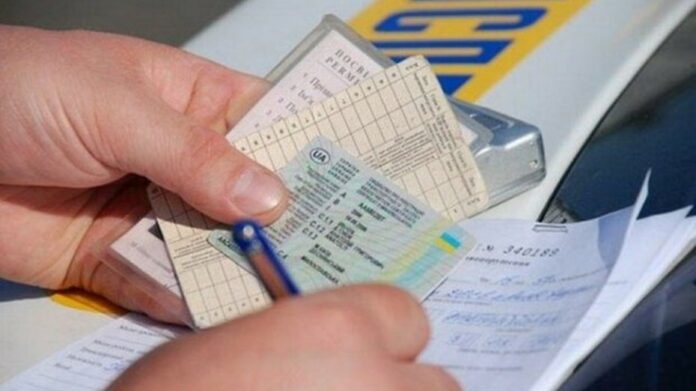 МВД предлагает забирать права у тех, кто часто нарушает ПДД