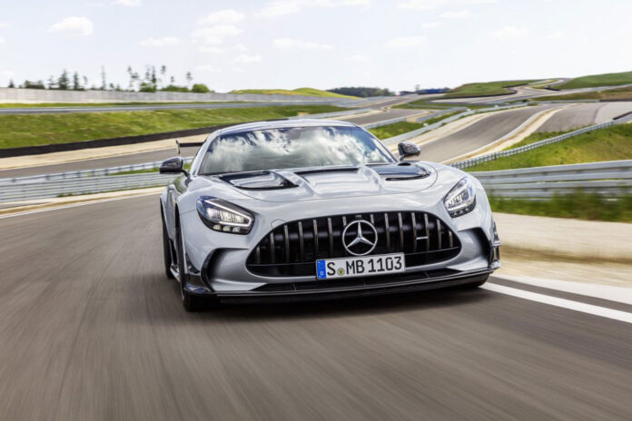 Mercedes-AMG представил спорткар GT Black Series