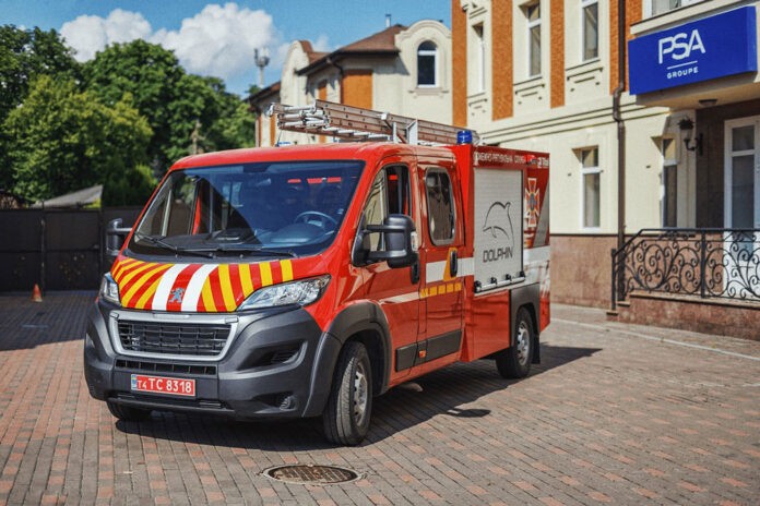 В Украине построили пожарный автомобиль на базе Peugeot Boxer