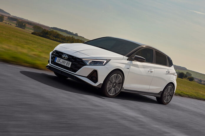 Hyundai представила хэтчбек i20 с пакетом N Line