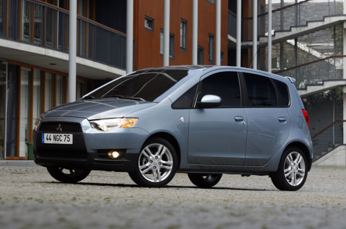 Mitsubishi colt 2002
