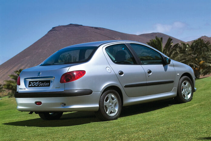 Как выбрать подержанный седан Peugeot 206