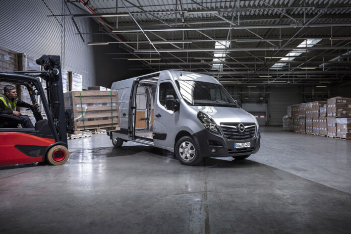Opel Movano получил более мощный мотор и короткий кузов