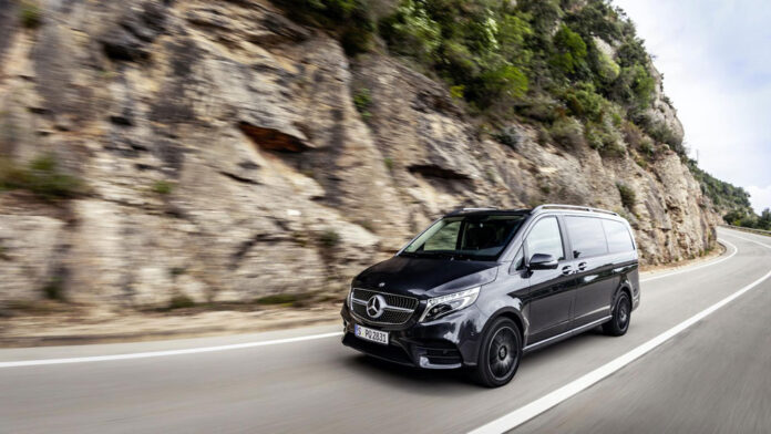 Mercedes-Benz V-Class получил пневмоподвеску