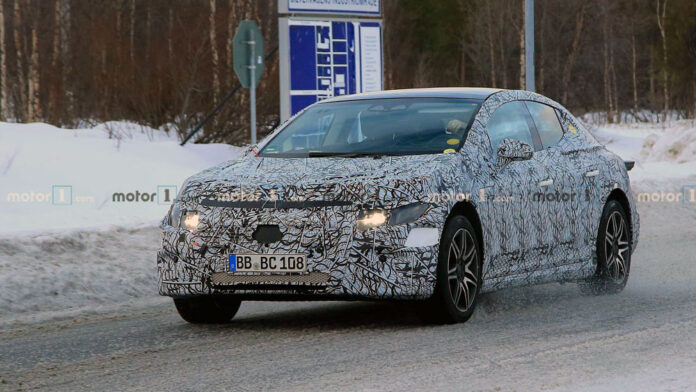У электрического Mercedes-Benz EQE будет три AMG-версии