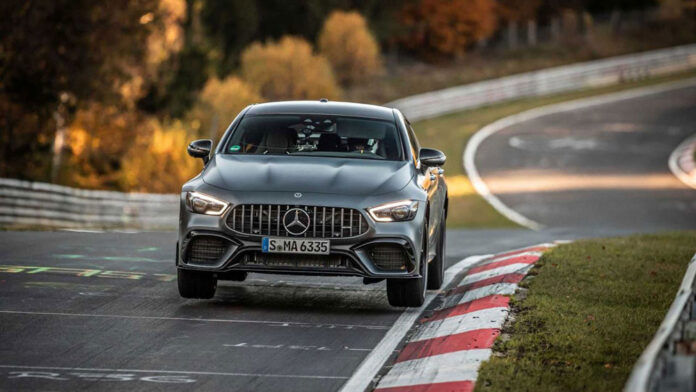Mercedes-AMG побил рекорд Porsche на Нюрбургринге