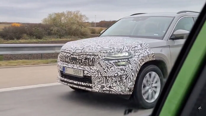 Обновленный Skoda Kodiaq попал на видео во время испытаний