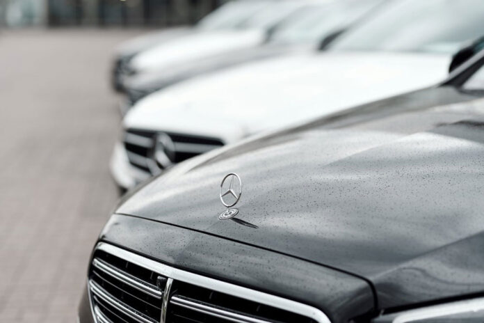 Mercedes-Benz стал лидером премиум-сегмента в Украине