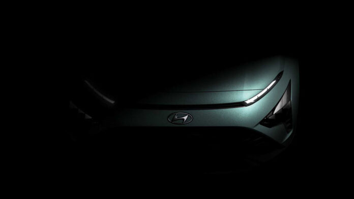 Hyundai показал новые фото компактного кроссовера Bayon