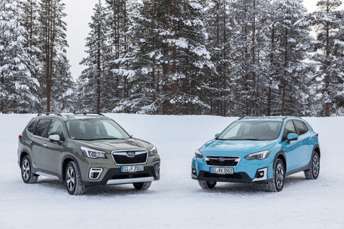 В Украину приехали гибридные Subaru Forester и XV