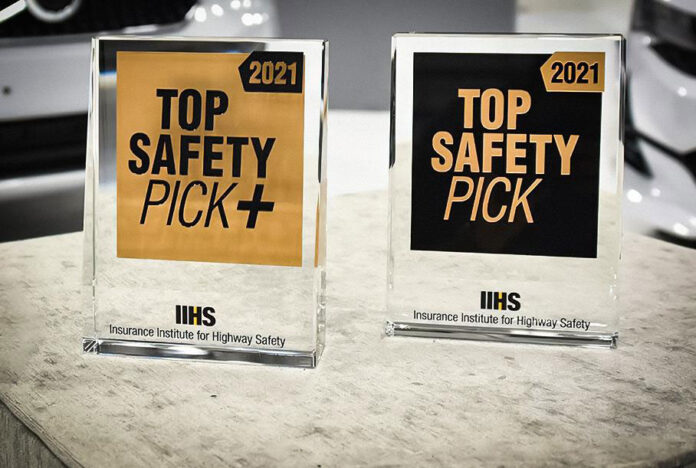 Только один автомобильный бренд не получил в США награду за безопасность