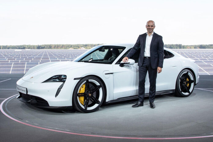 Электромобиль Apple будет проектировать бывший инженер Porsche
