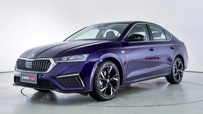 Skoda представила удлиненную версию новой Octavia