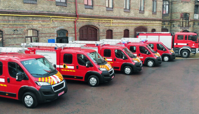 Спасатели Львова пересядут на пожарные автомобили Peugeot Boxer