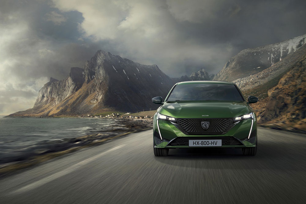 Новый Peugeot 308 представлен официально
