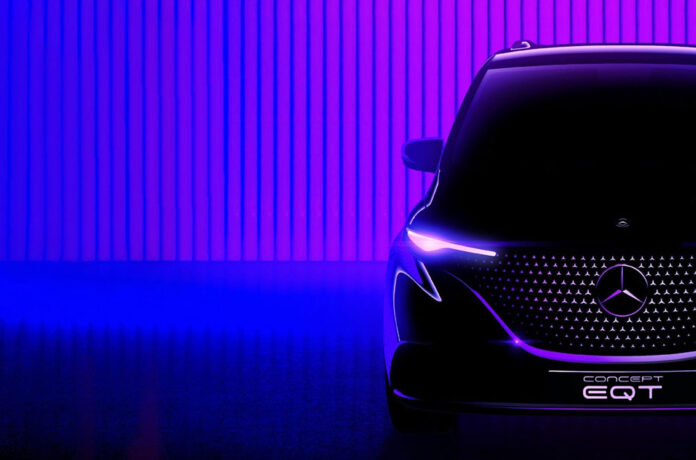 Mercedes-Benz показал тизер электрического компактвэна EQT