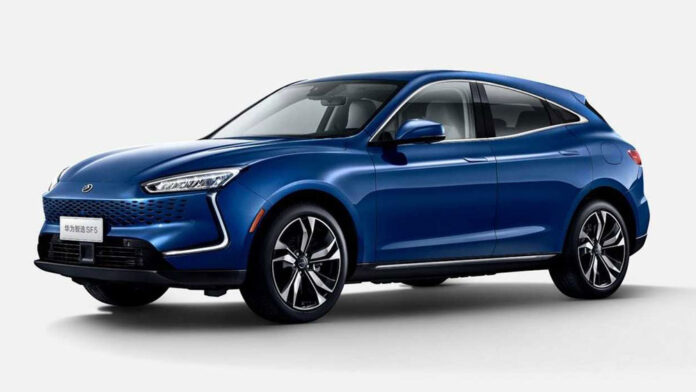 Первым автомобилем Huawei стал гибрид от основателя Tesla