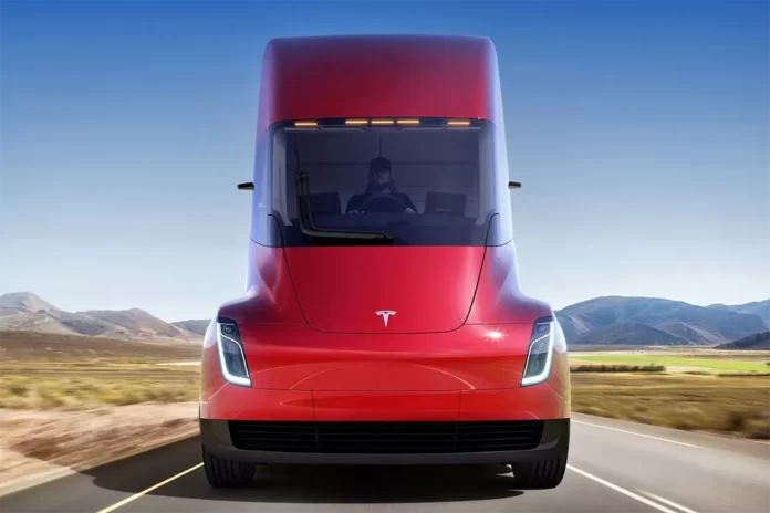 Tesla відклала виробництво вантажівки Semi та пікапа Cybertruck