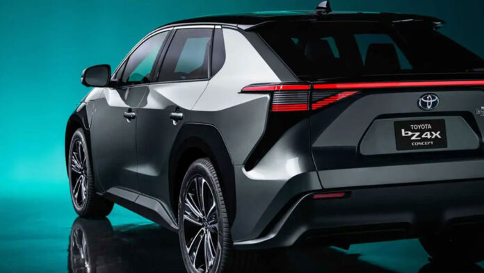 Toyota і Panasonic у два рази знизять вартість акумуляторів для електромобілів