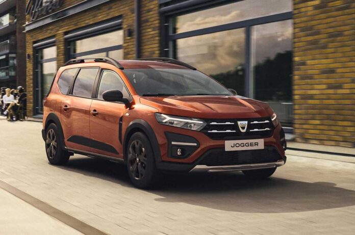 Dacia представила універсал з рисами кросовера