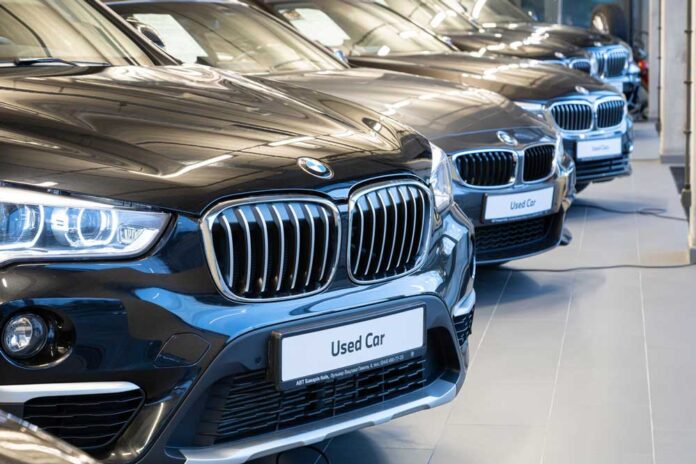 Як купити вживаний BMW в стані нового