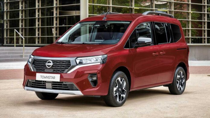 Nissan клонував Renault Kangoo