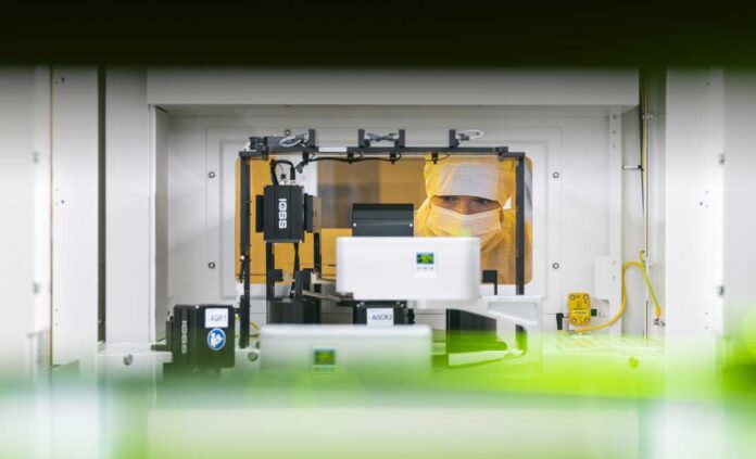 Bosch має намір врятувати автопром від нестачі напівпровідників