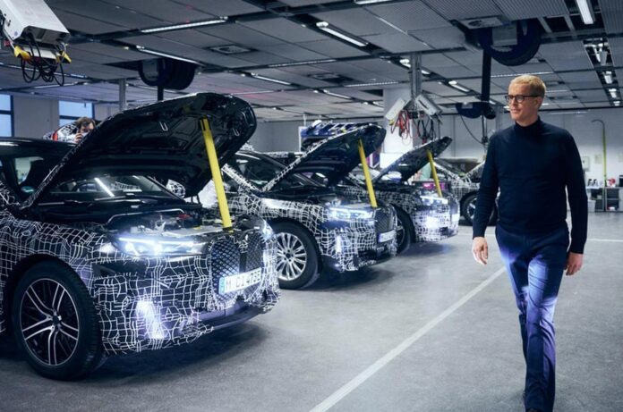 Стали відомі нові подробиці про майбутні електромобілі BMW