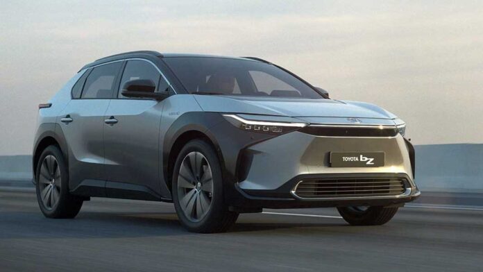 Toyota розкрила характеристики електричного кросовера bZ4X