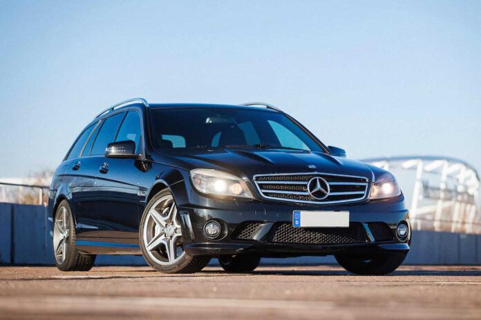 Універсал Mercedes-Benz, який належав Шумахеру, продадуть на аукціоні